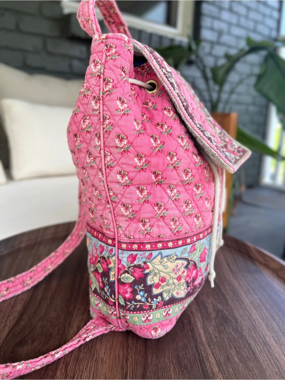 Vera Bradley bag shows